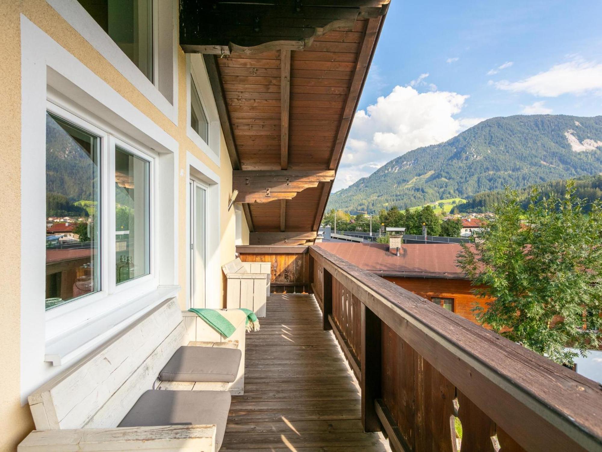 Brixen 1 Apartment Бриксен-им-Тале Екстериор снимка
