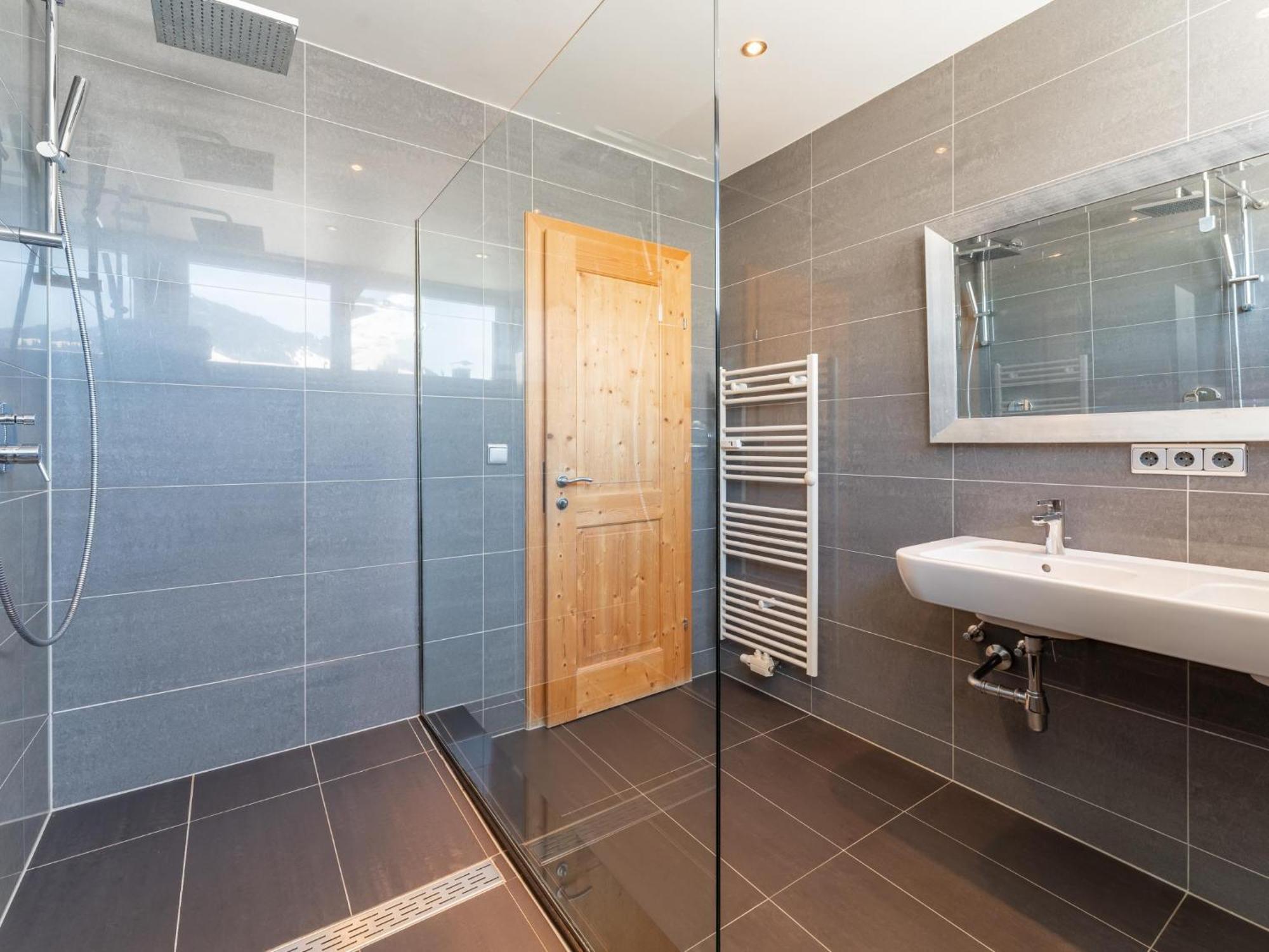 Brixen 1 Apartment Бриксен-им-Тале Екстериор снимка